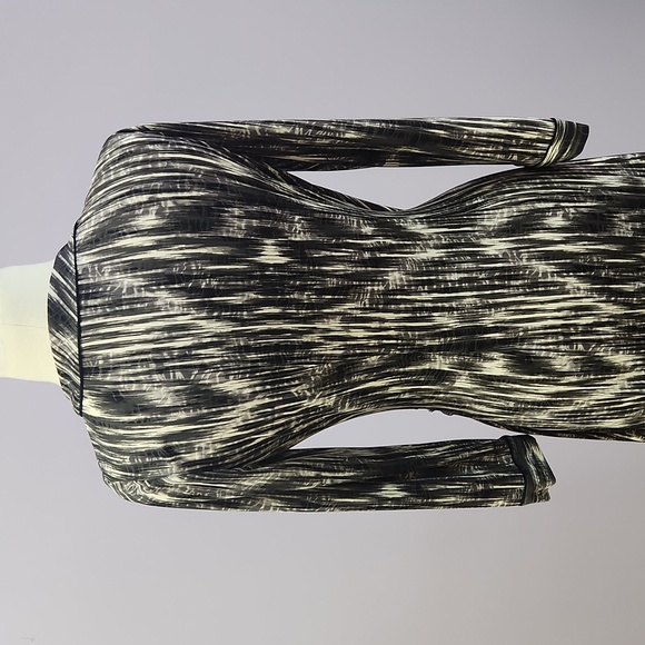 BCBG wrap dress - Picture 10 of 12